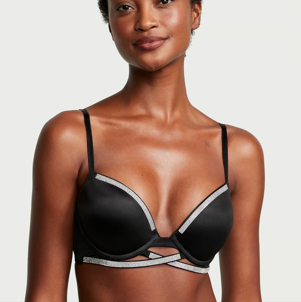 Victoria's secret, very sexy shine cradle push up bra size 42d